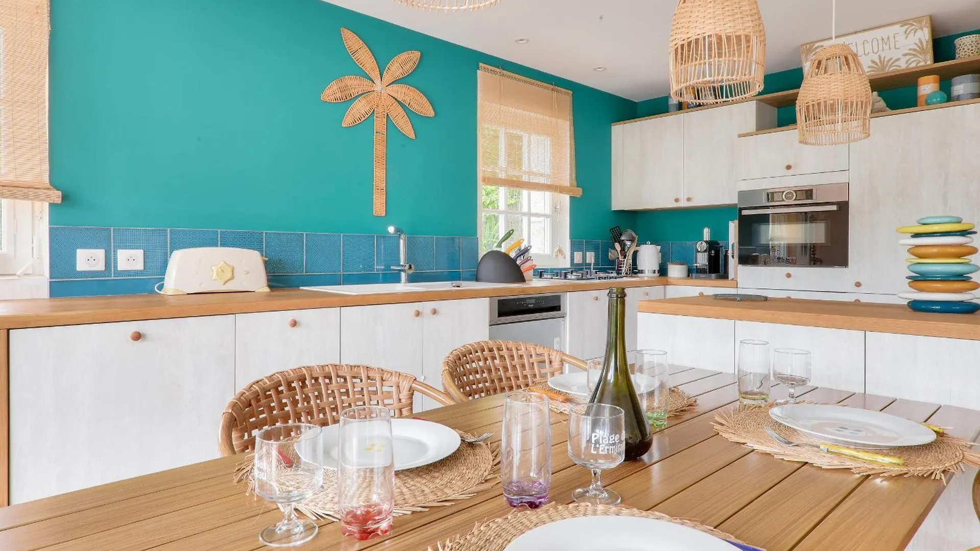 Holiday home Maison Pour 8 Avec Piscine 500M De La Plage Arradon